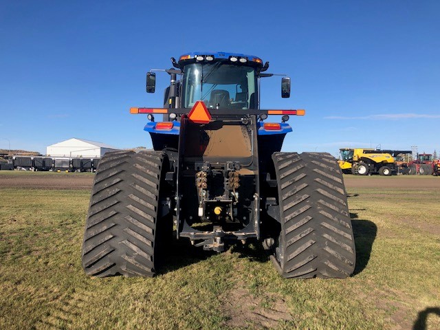 2022 New Holland T9.700Q Tractor Rubber Track