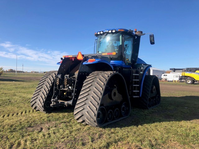 2022 New Holland T9.700Q Tractor Rubber Track