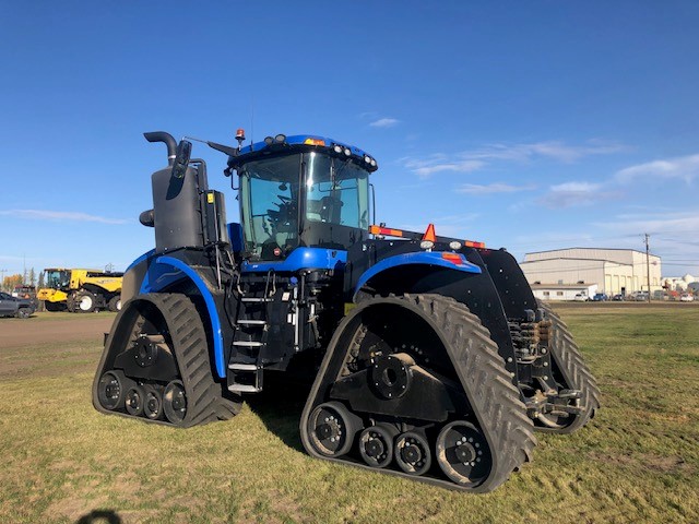 2022 New Holland T9.700Q Tractor Rubber Track