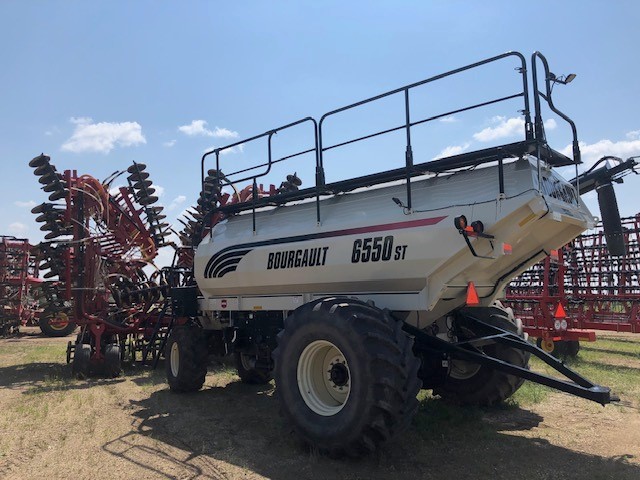 2012 Bourgault 5810-72 Seeding Tool