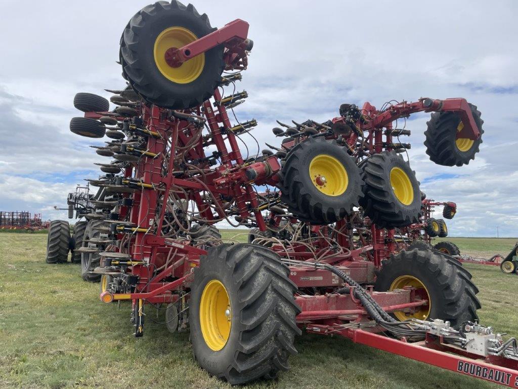 2023 Bourgault 3335-66 Seeding Tool