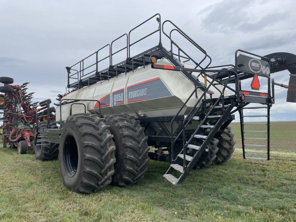 2023 Bourgault 3335-66 Seeding Tool