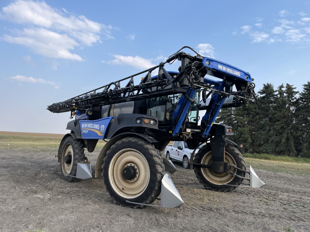 2020 New Holland SP410F Sprayer/High Clearance