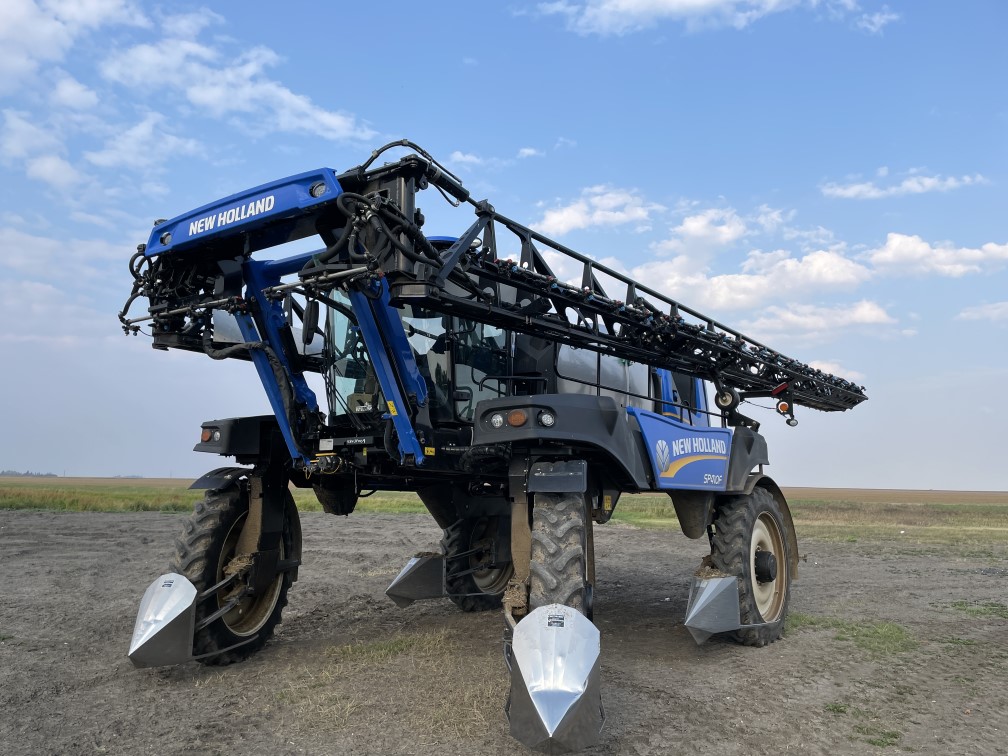 2020 New Holland SP410F Sprayer/High Clearance