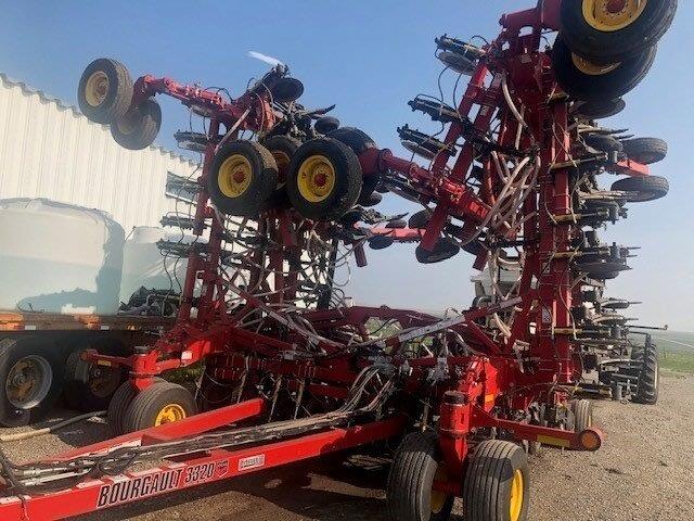 2015 Bourgault 3320-50 Seeding Tool