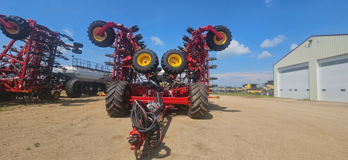 2023 Bourgault 3335-66 Seeding Tool