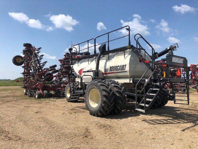 2014 Bourgault 3320-76 Seeding Tool