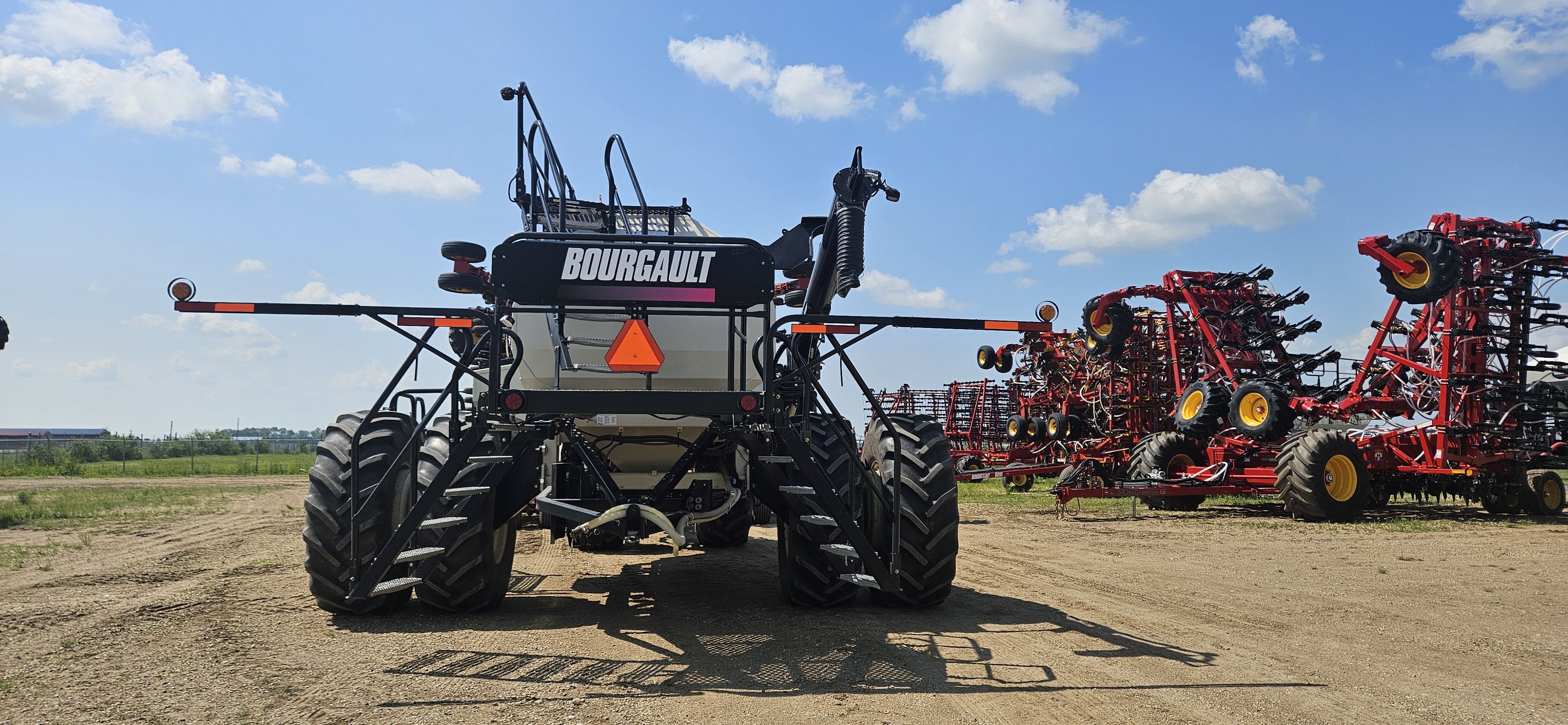 2014 Bourgault 3320-66 Seeding Tool