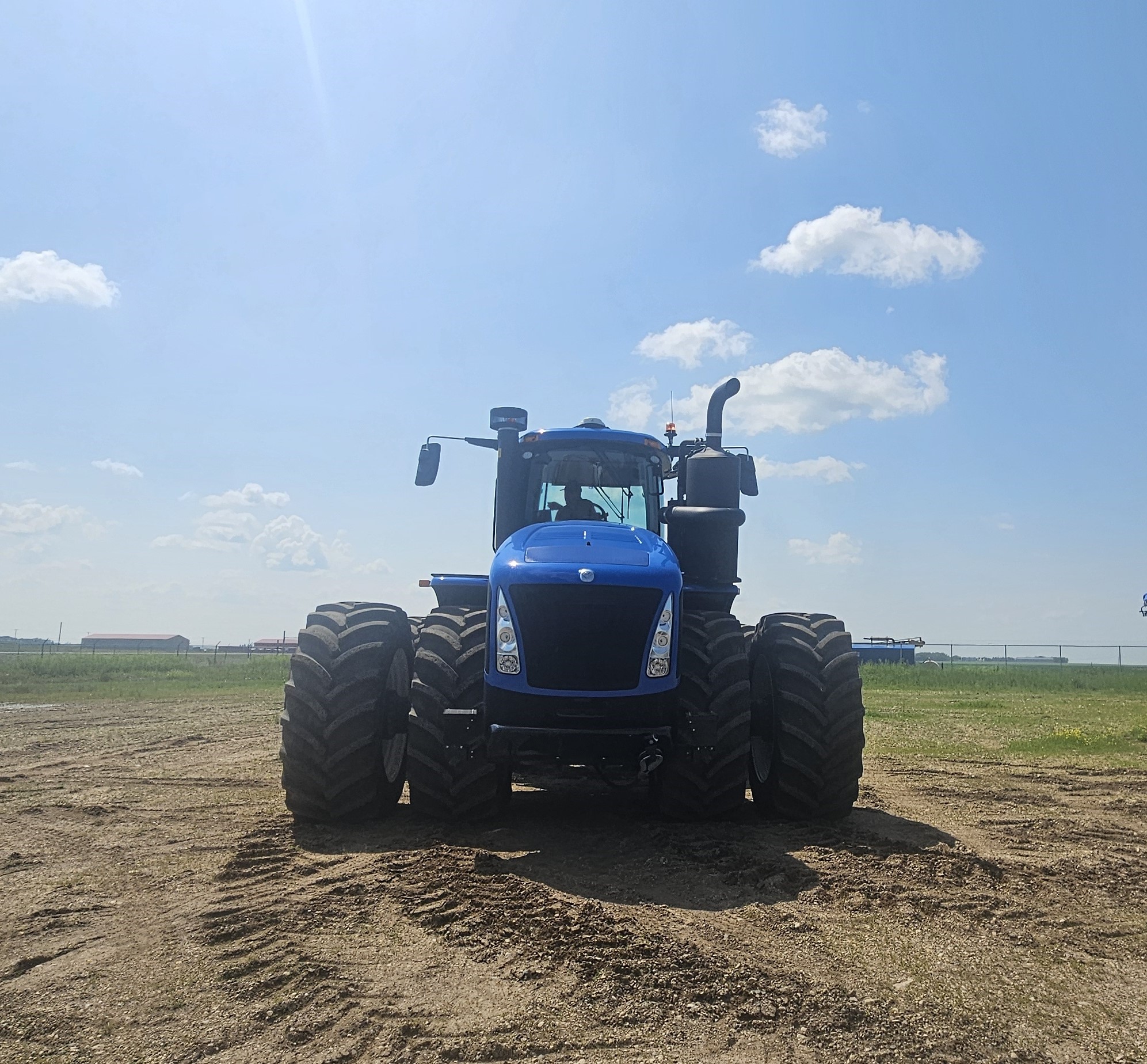 2023 New Holland T9.645 Tractor 4WD