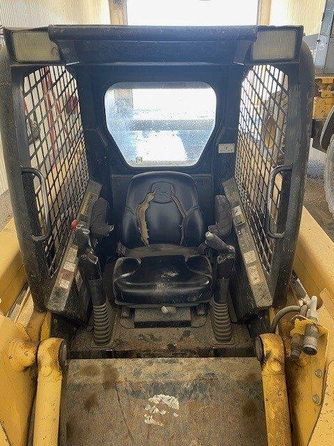 2006 John Deere 317 Skid Steer Loader