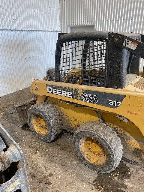 2006 John Deere 317 Skid Steer Loader