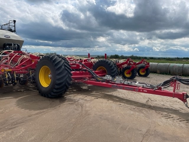 2022 Bourgault 3335-76 Seeding Tool