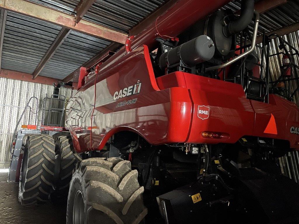2022 Case 8250 Combine