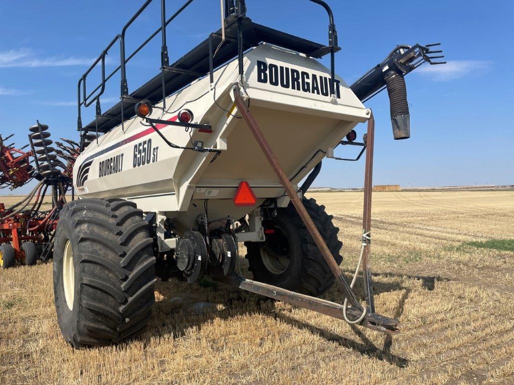 2011 Bourgault 6550 Seeding Tool