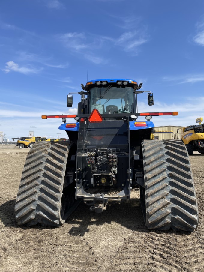 2022 New Holland T9.700 Tractor Rubber Track