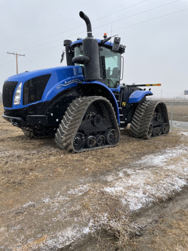 2022 New Holland T9.700 Tractor Rubber Track