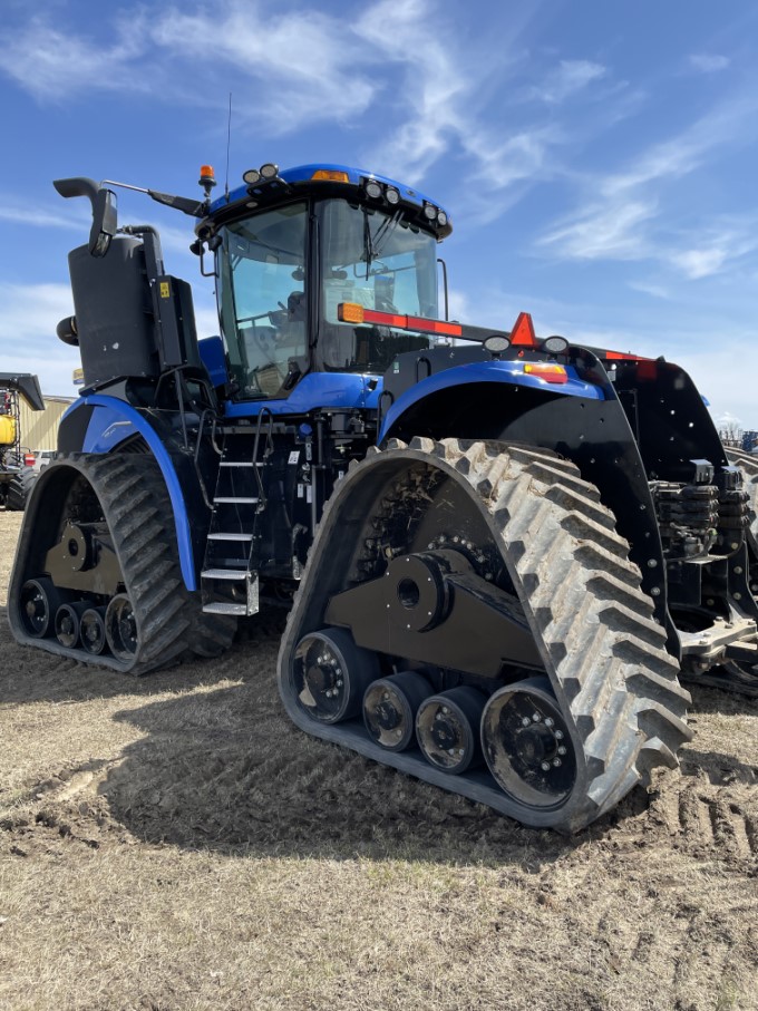 2022 New Holland T9.700 Tractor Rubber Track