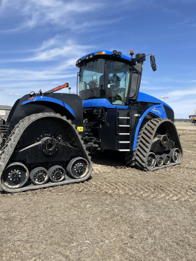 2022 New Holland T9.700 Tractor Rubber Track