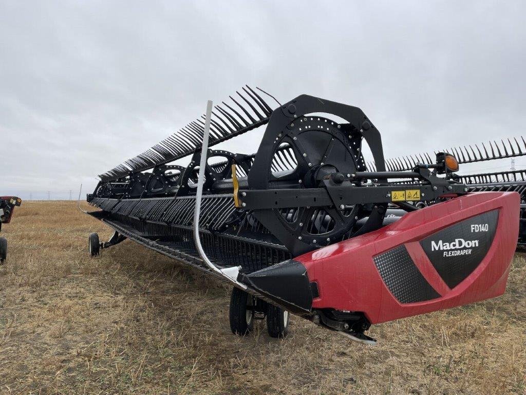 2021 MacDon FD140 Header Combine