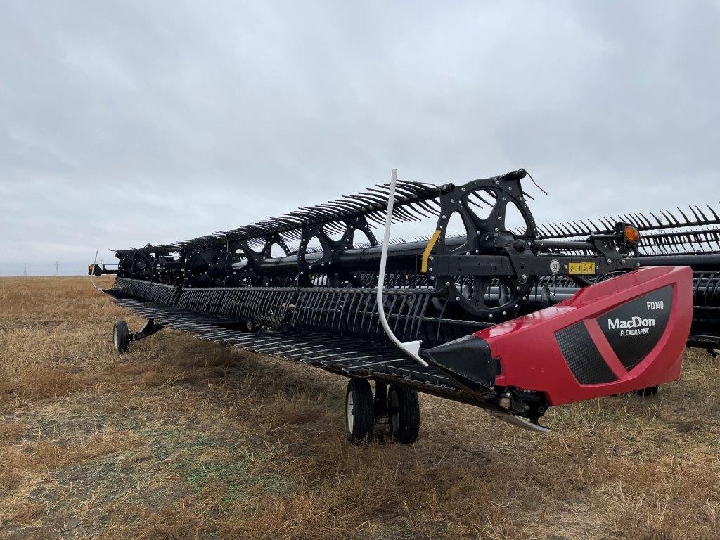 2022 MacDon FD140 Header Combine