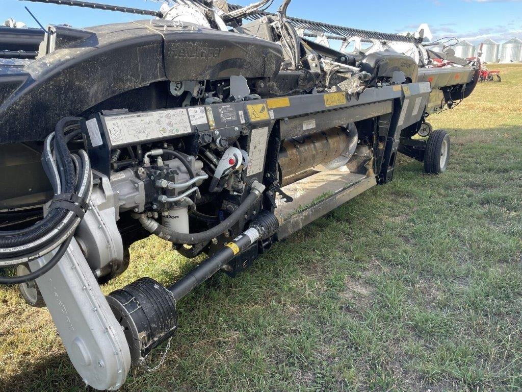 2023 MacDon FD240 Header Combine