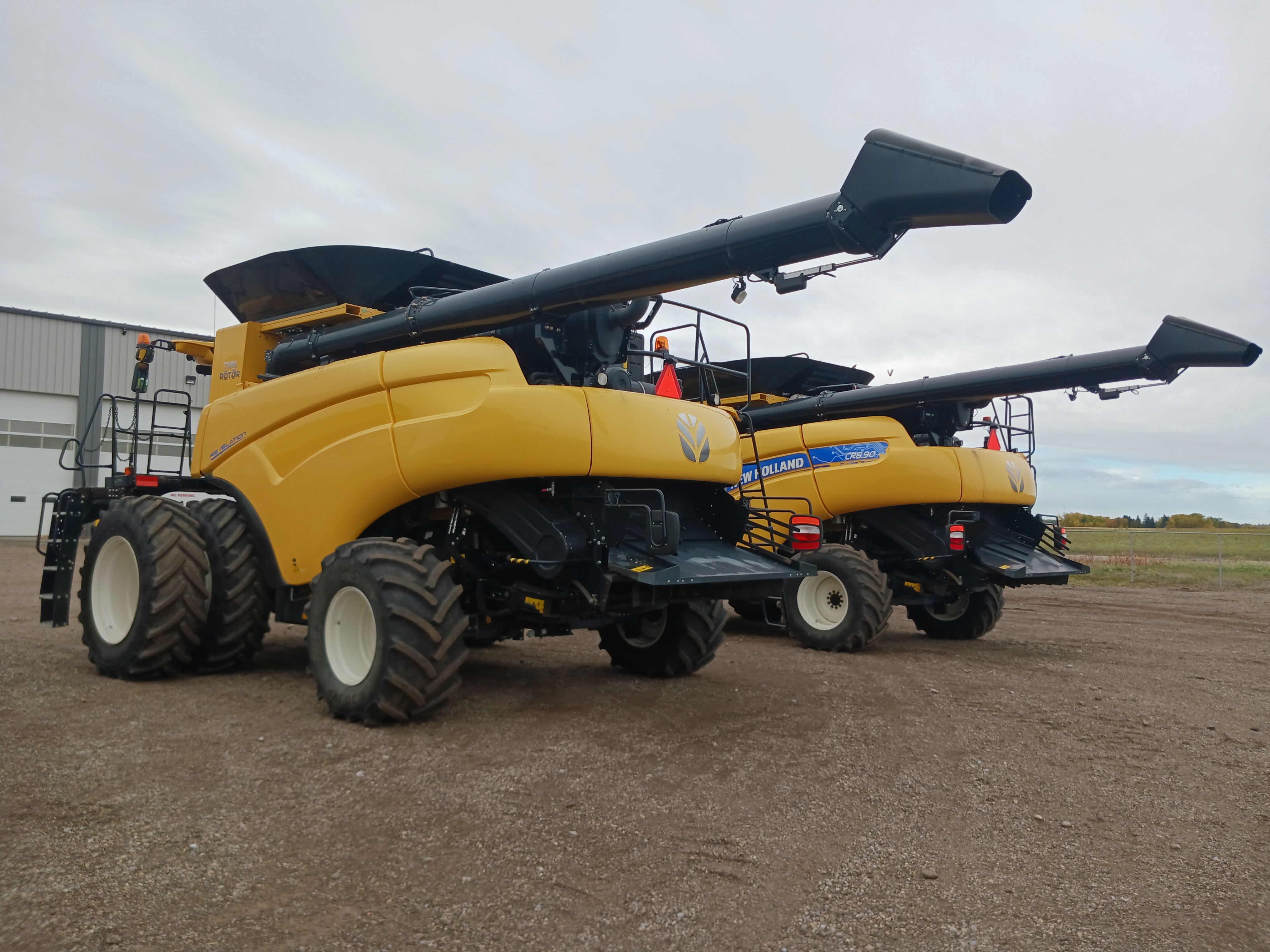 2019 New Holland CR8.90 Combine