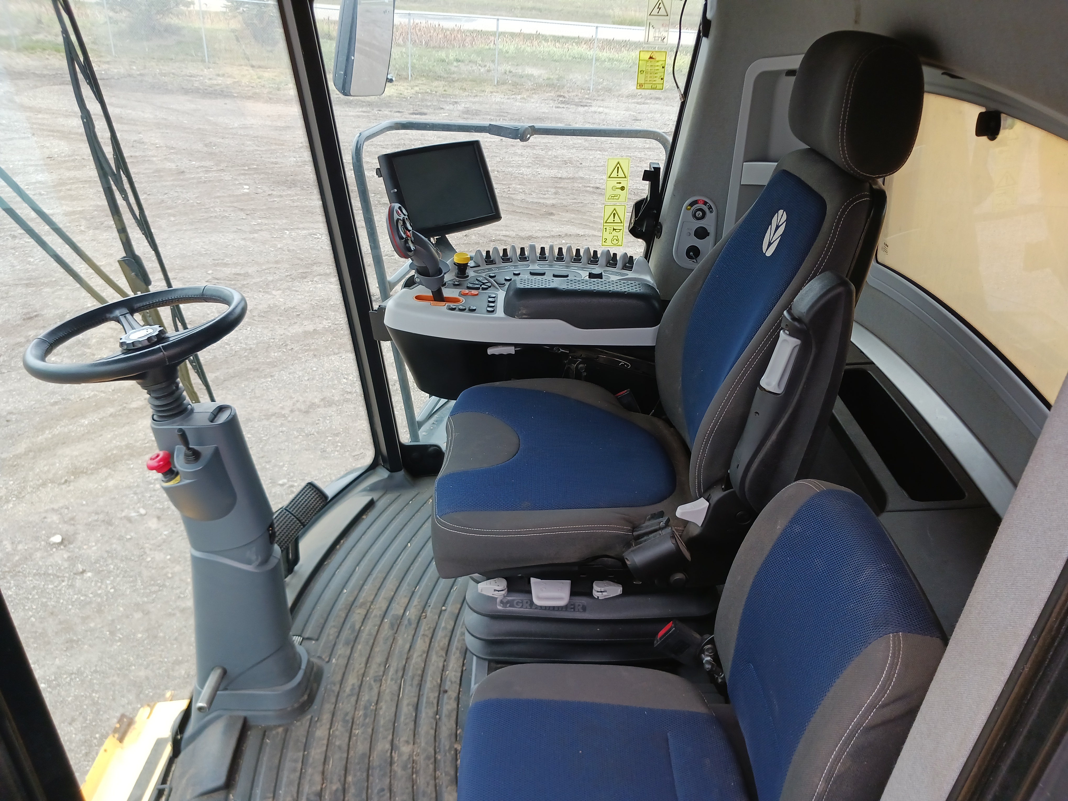 2019 New Holland CR8.90 Combine