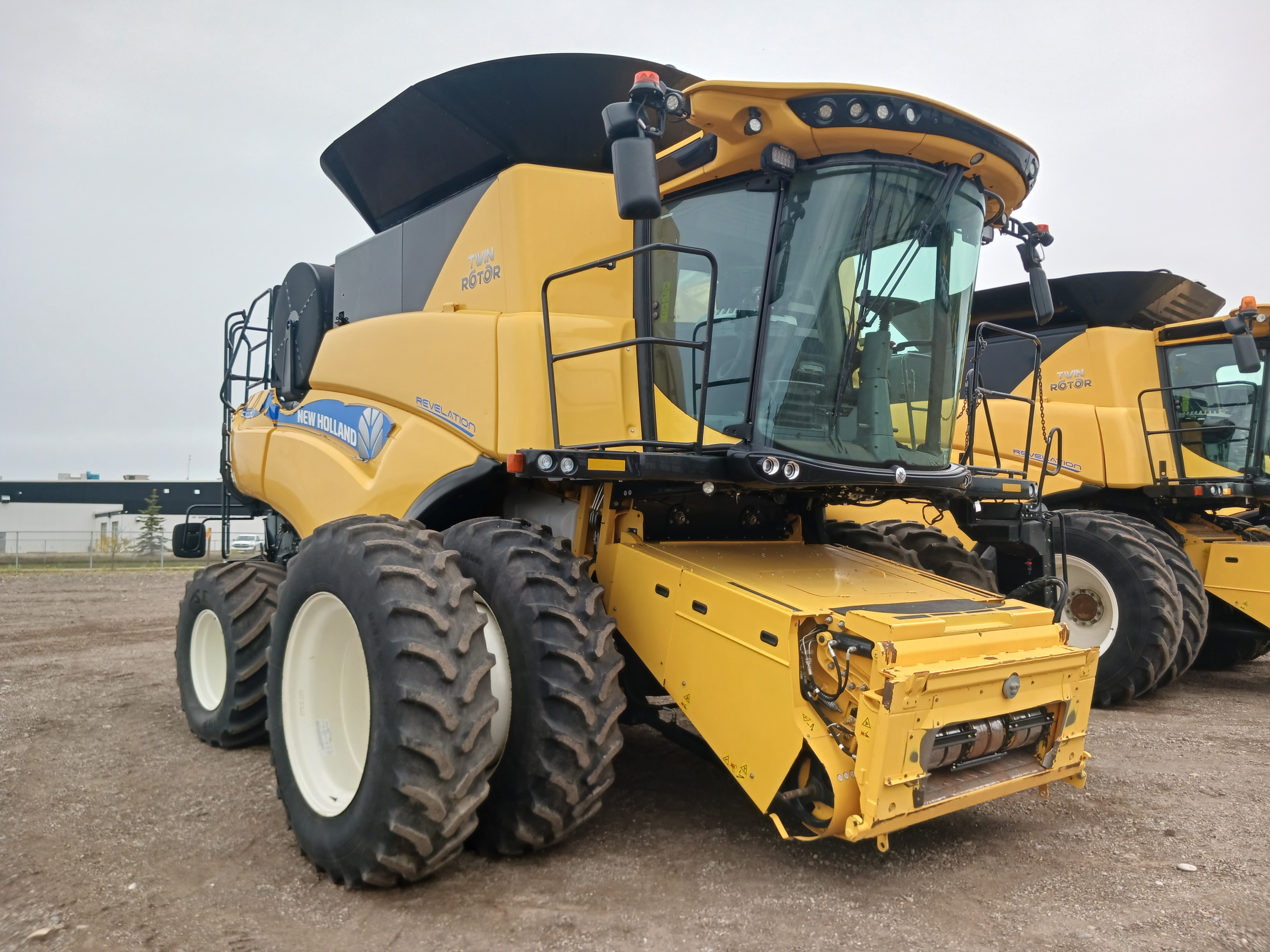 2019 New Holland CR8.90 Combine