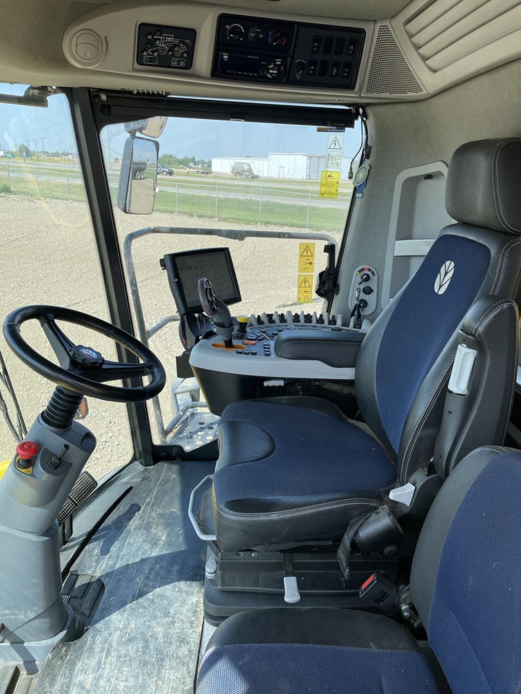 2019 New Holland CR9.90 Combine