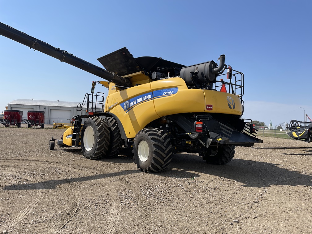 2019 New Holland CR9.90 Combine