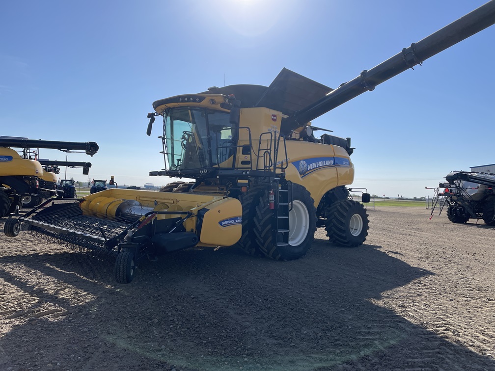 2019 New Holland CR9.90 Combine
