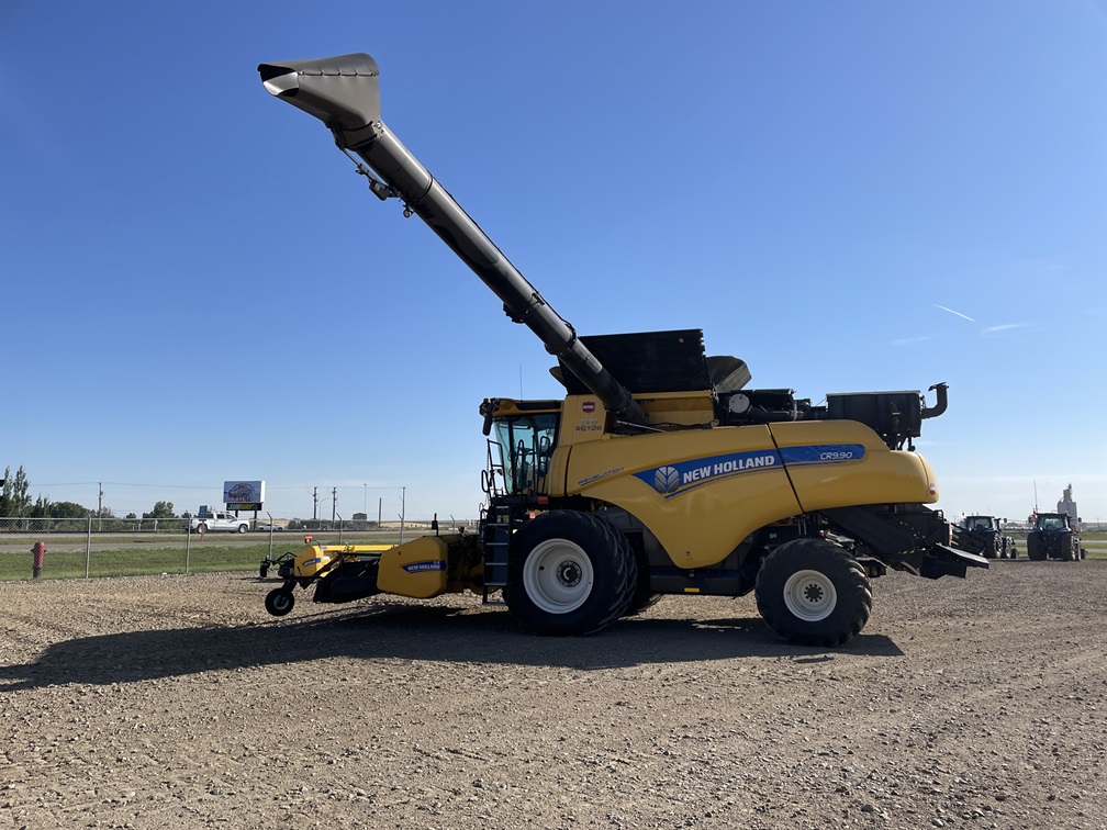 2019 New Holland CR9.90 Combine