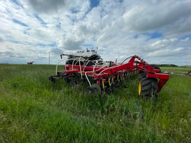 2022 Bourgault 3335-76 Seeding Tool