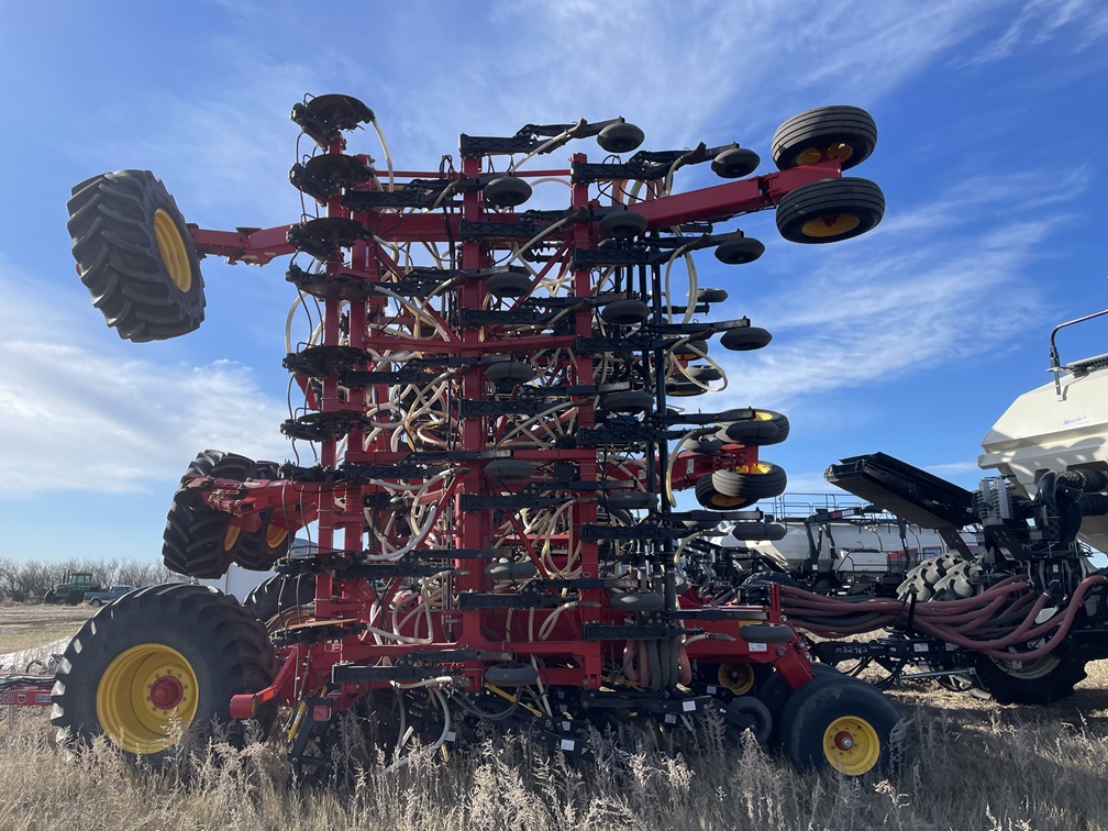 2017 Bourgault 3320-76 Seeding Tool