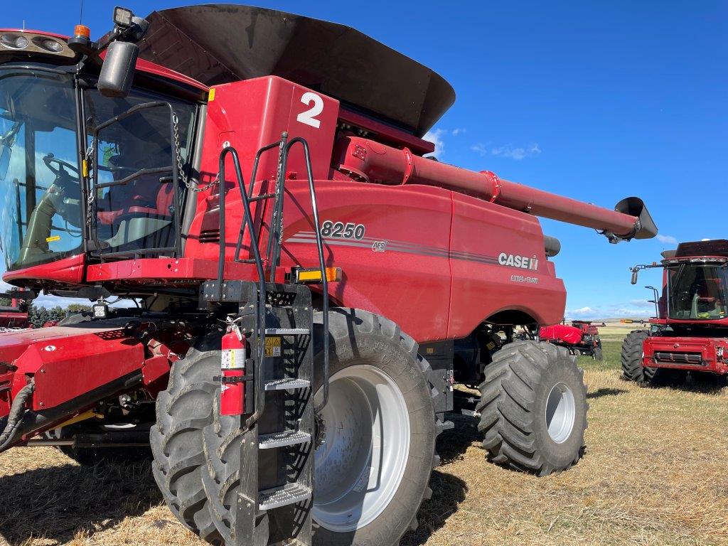 2024 Case 8250 Combine