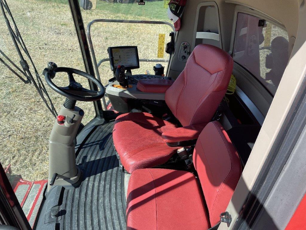 2024 Case 8250 Combine