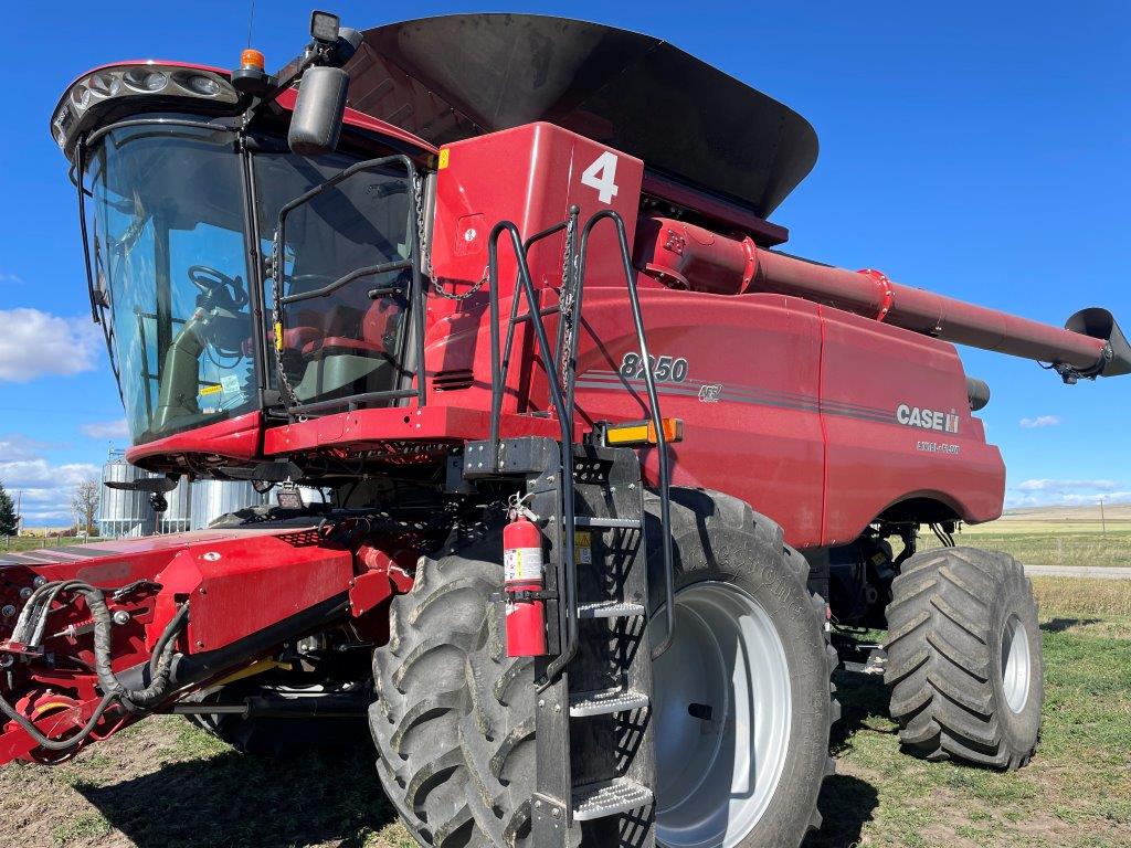 2024 Case 8250 Combine