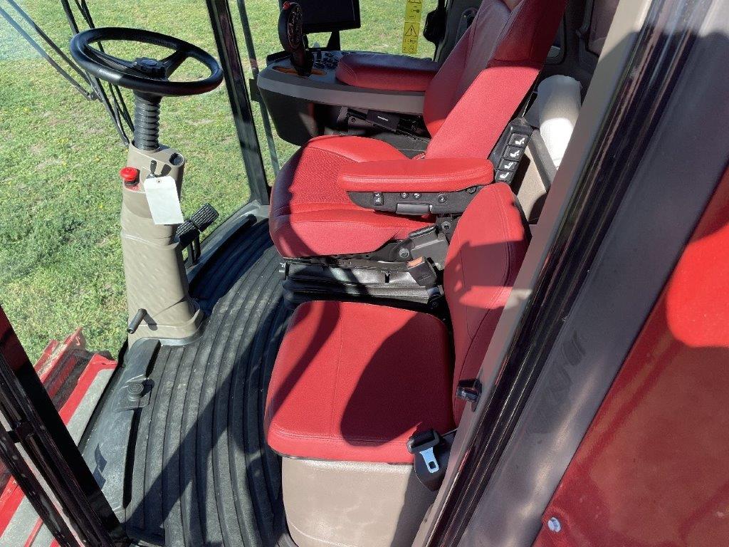 2024 Case 8250 Combine