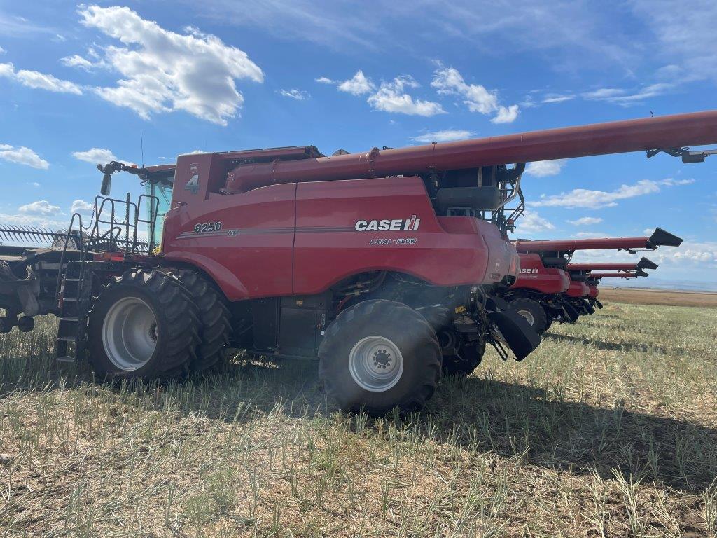 2024 Case 8250 Combine