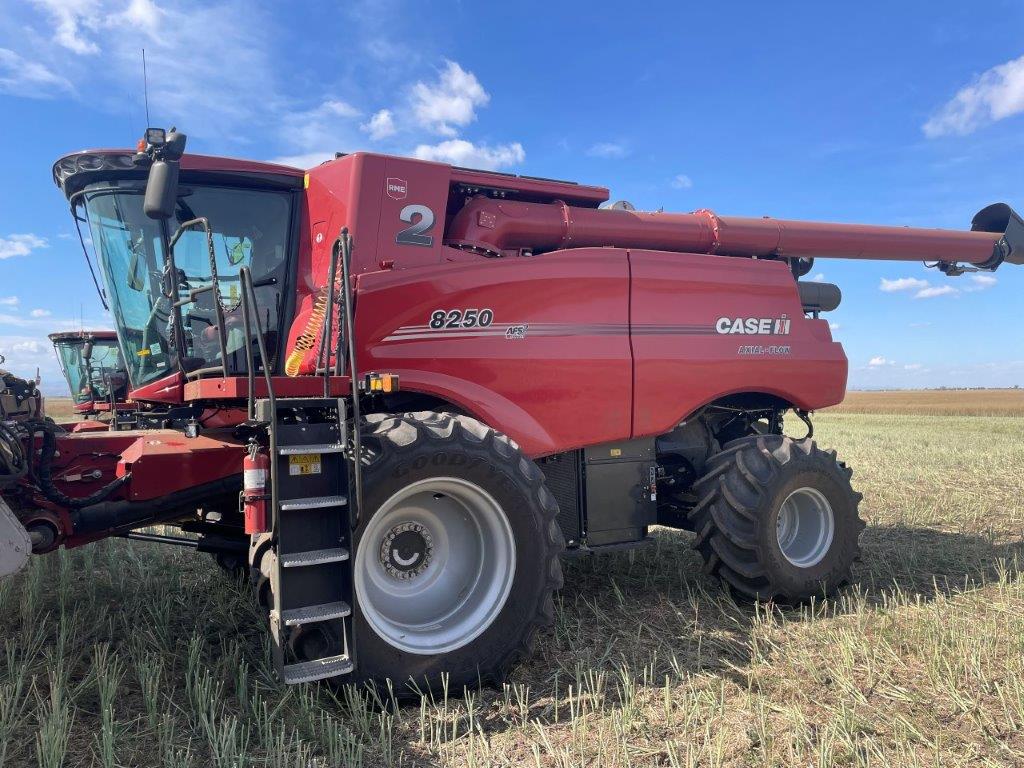2024 Case 8250 Combine