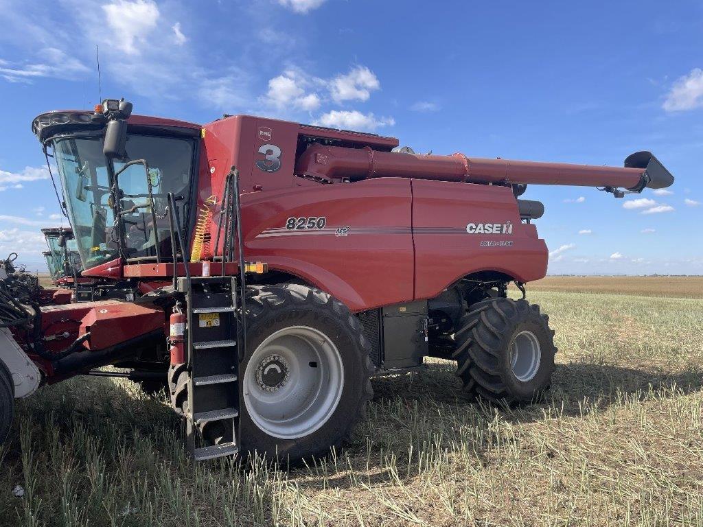 2024 Case 8250 Combine
