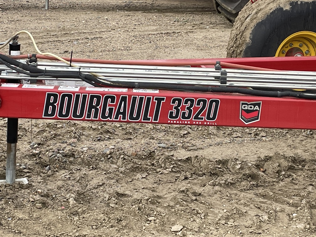 2017 Bourgault 3320QDA-66 Seeding Tool