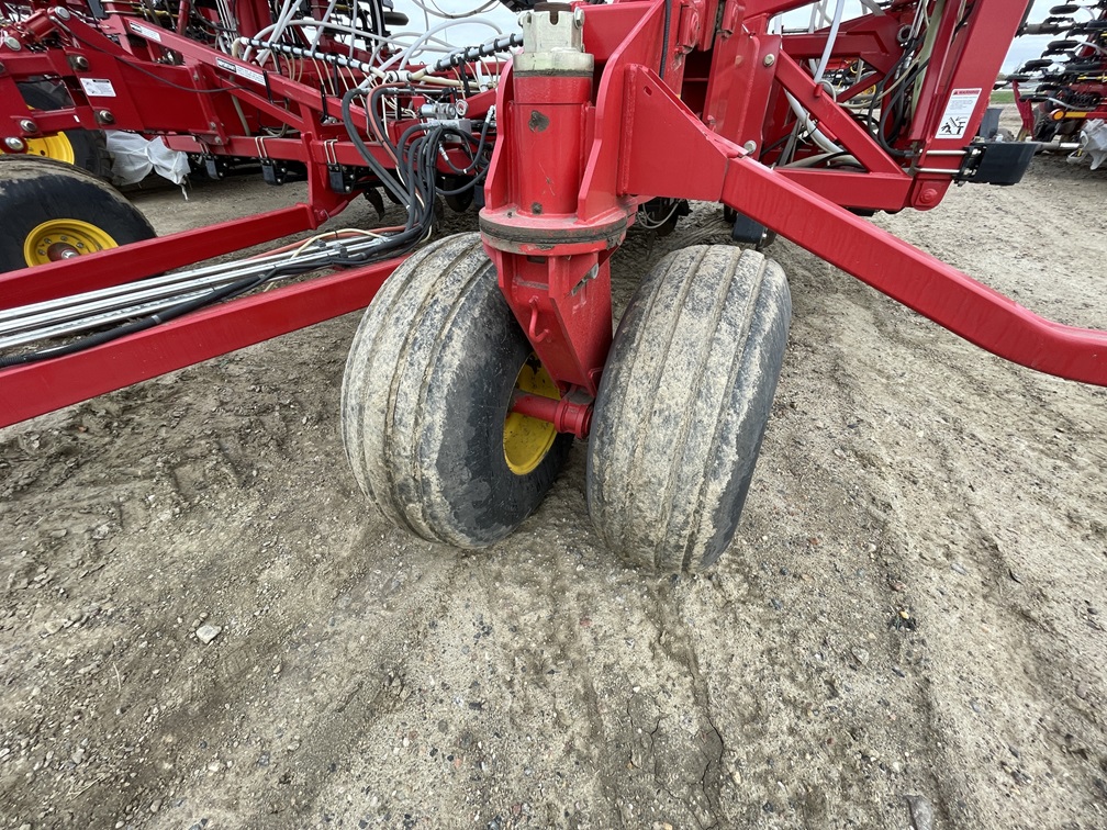 2017 Bourgault 3320QDA-66 Seeding Tool