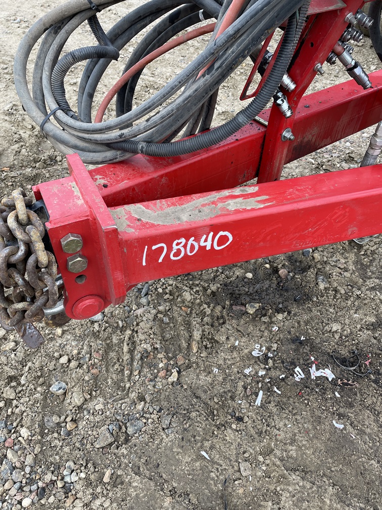 2017 Bourgault 3320QDA-66 Seeding Tool