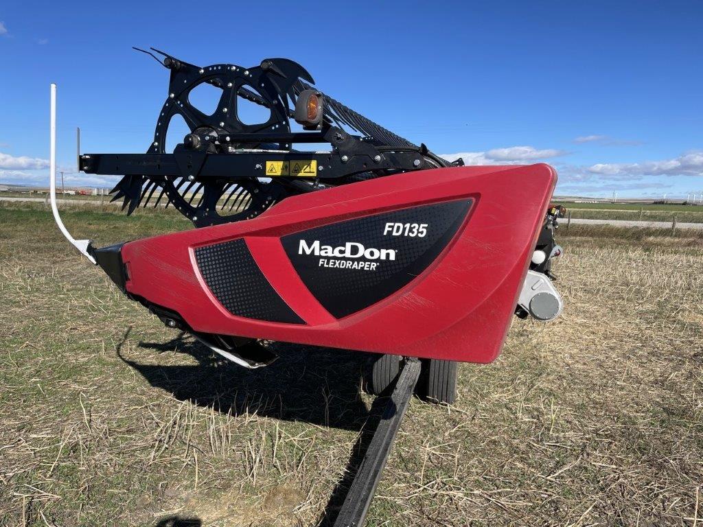 2022 MacDon FD135 Header Combine