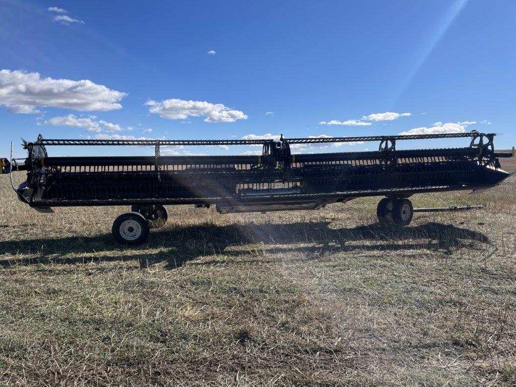 2022 MacDon FD135 Header Combine