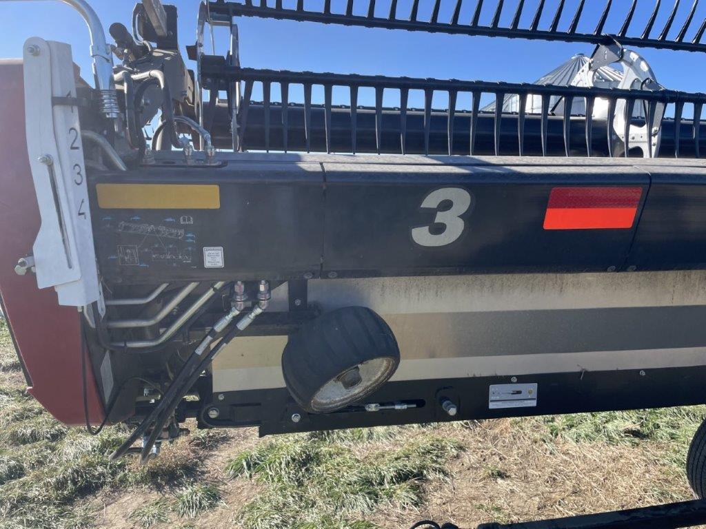 2024 MacDon FD240 Header Combine