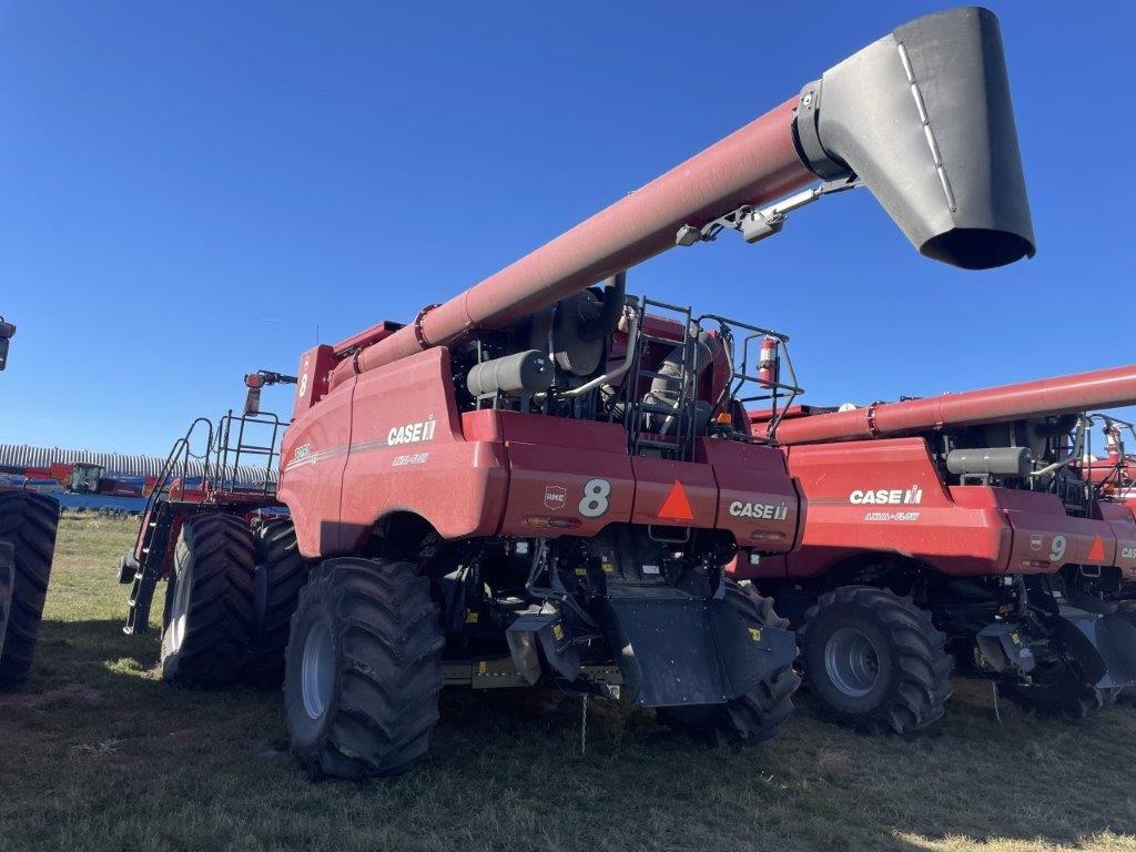 2024 Case 8250 Combine