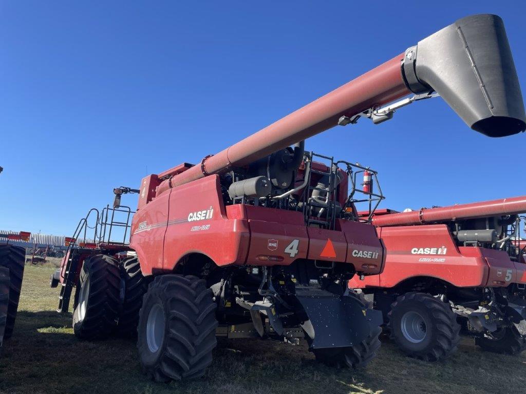 2024 Case 8250 Combine