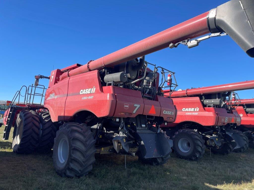 2024 Case 8250 Combine